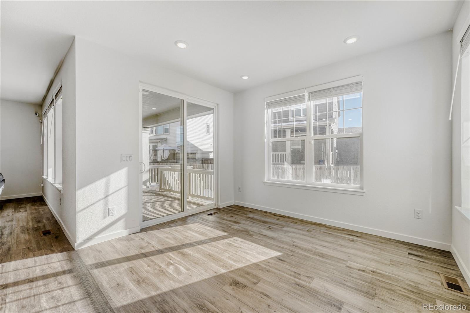 MLS Image #11 for 24188 e kentucky place,aurora, Colorado