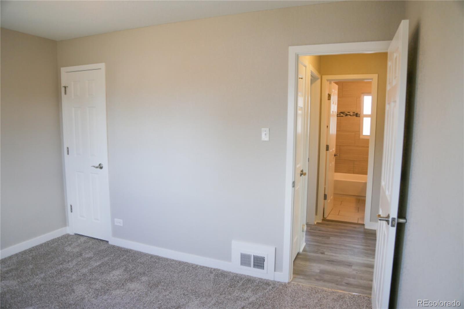 MLS Image #18 for 3290  magnolia street,denver, Colorado