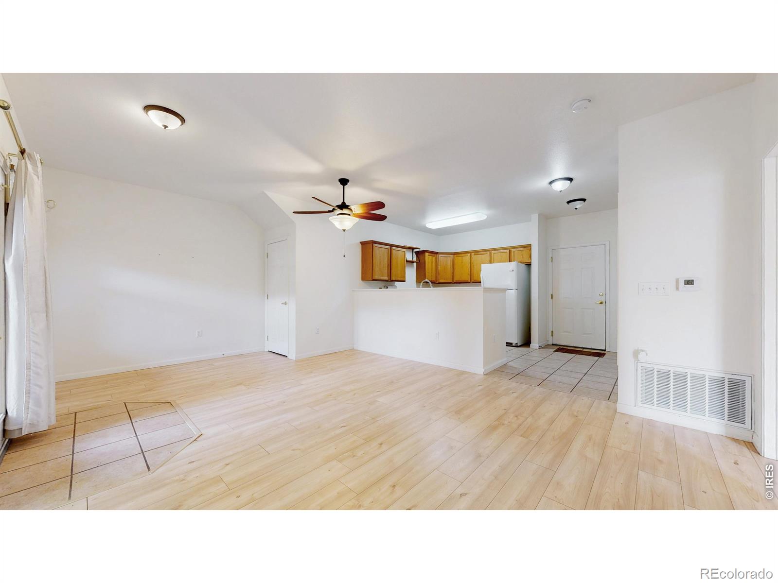 MLS Image #4 for 202  lucca drive,evans, Colorado