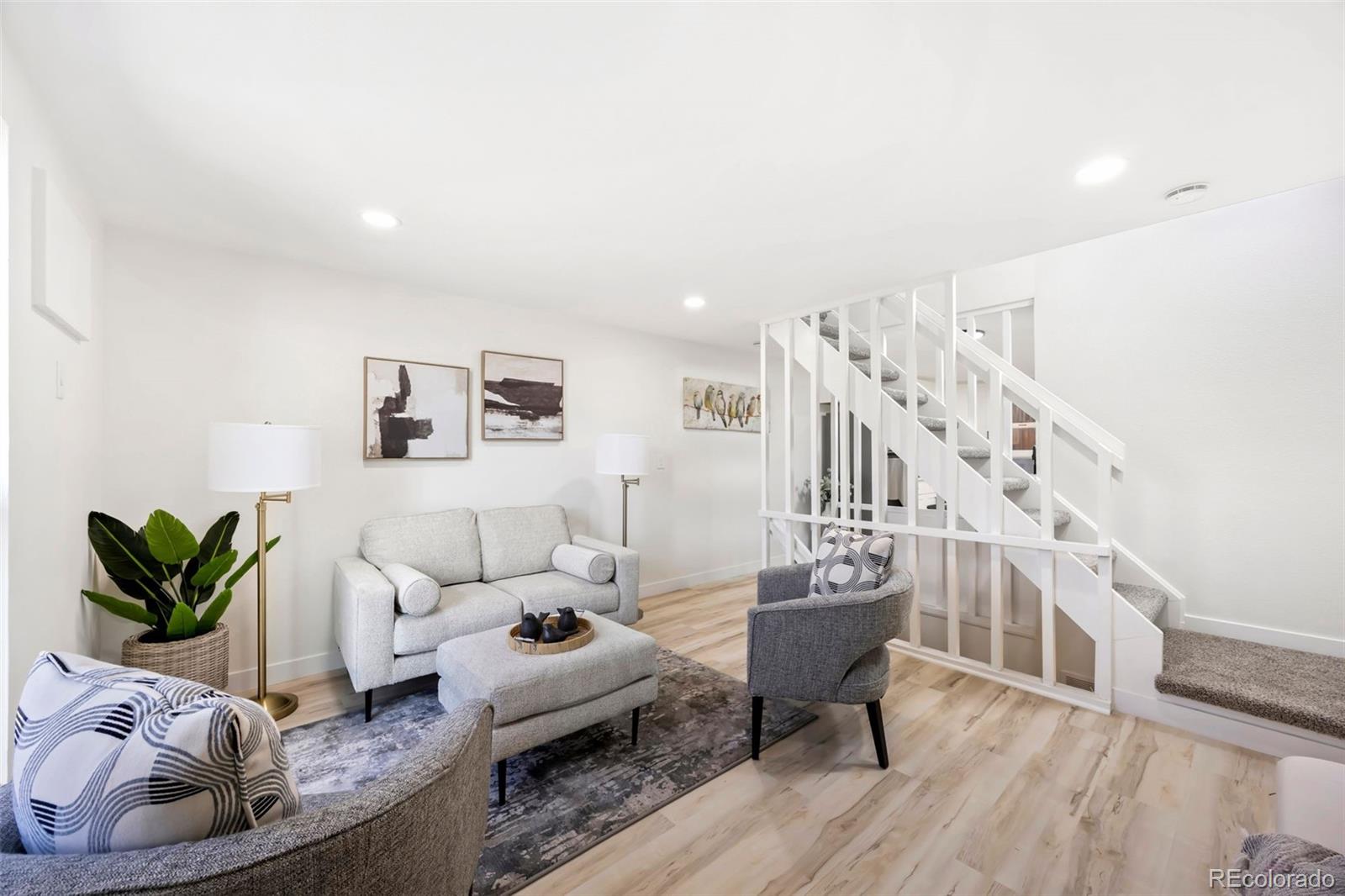 MLS Image #2 for 5819 s pearl street ,centennial, Colorado