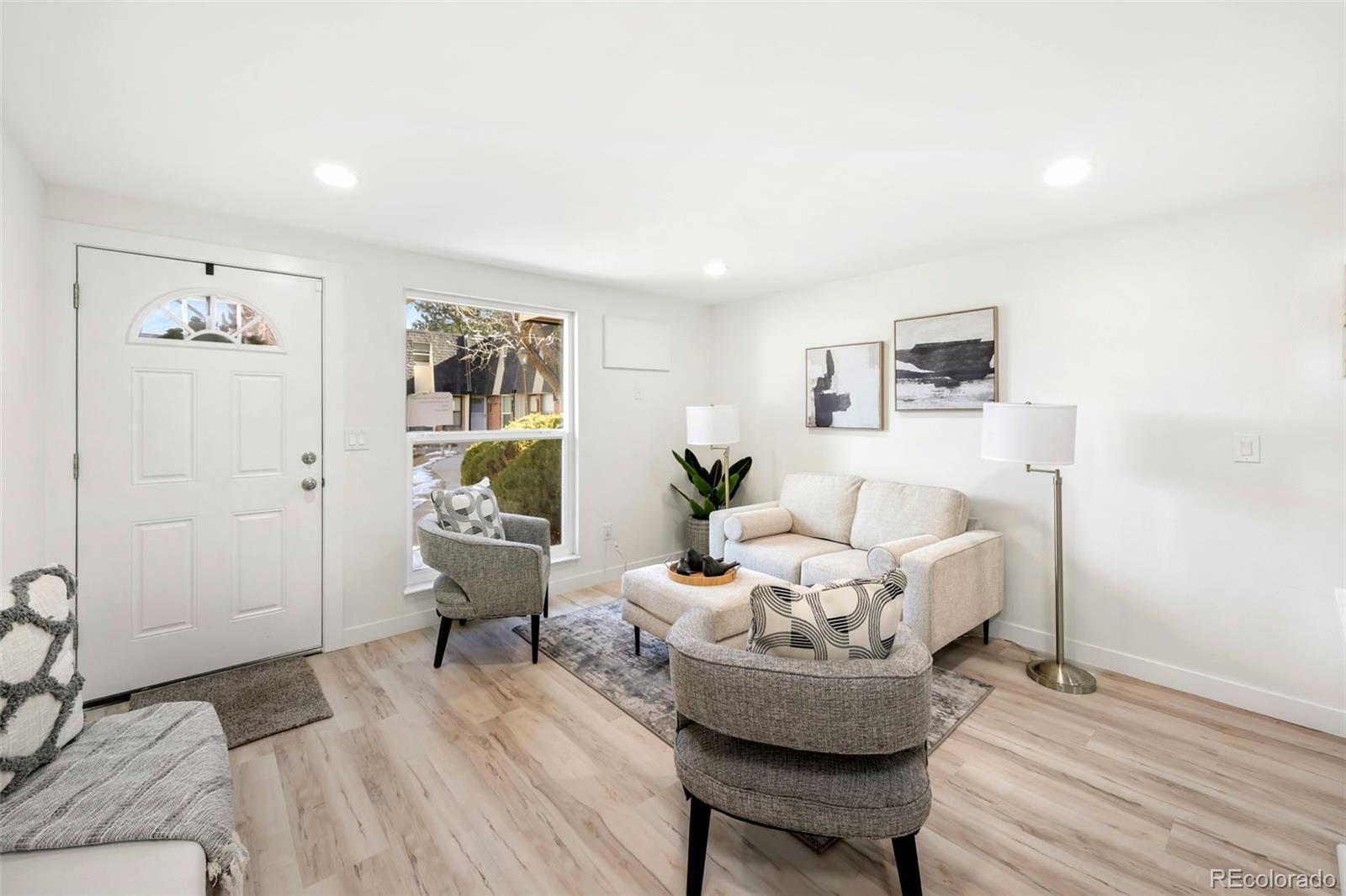 MLS Image #3 for 5819 s pearl street ,centennial, Colorado
