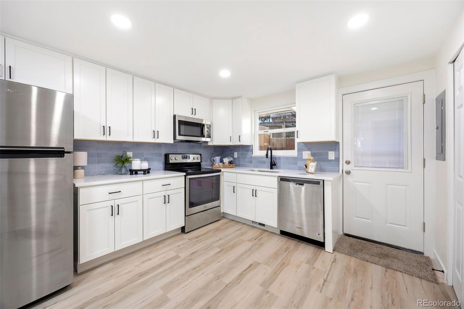 MLS Image #5 for 5819 s pearl street ,centennial, Colorado