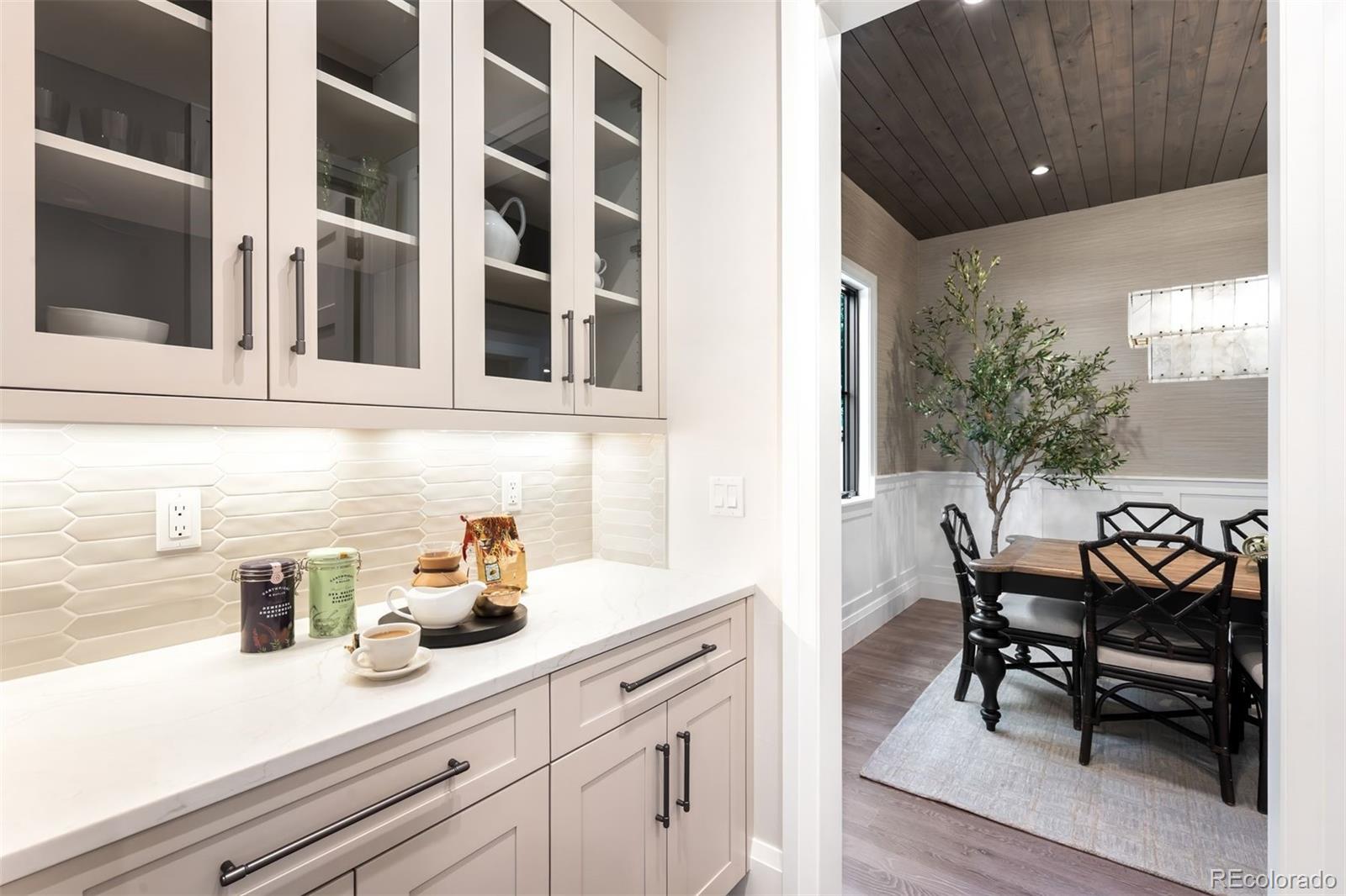 MLS Image #11 for 2237 s madison street,denver, Colorado