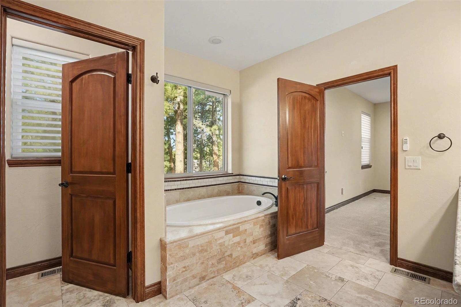 MLS Image #12 for 7936  monarch road,larkspur, Colorado