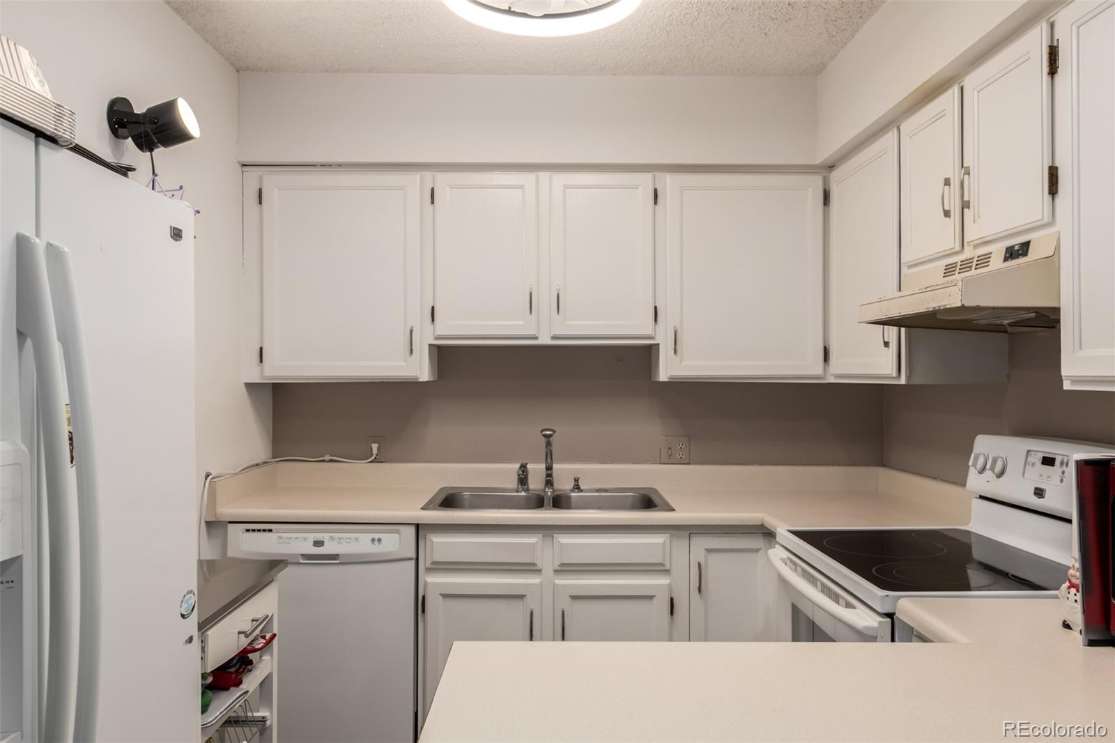 MLS Image #7 for 13950 e oxford place,aurora, Colorado