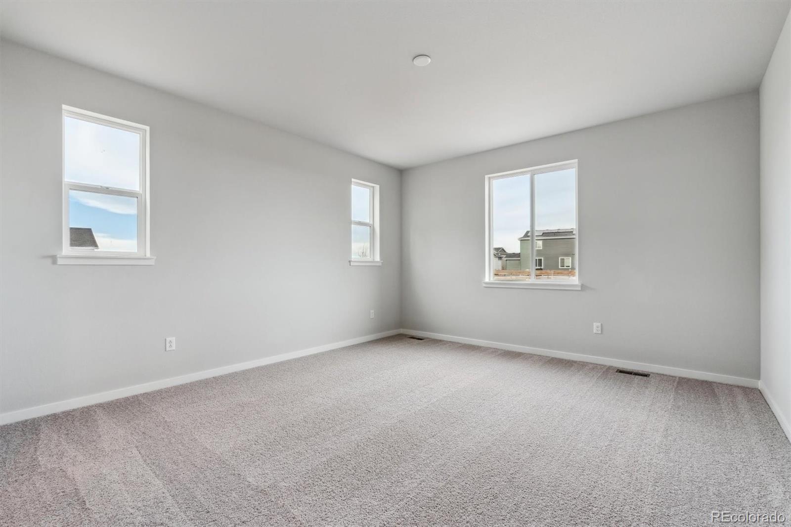 MLS Image #18 for 2060  panorama street,lochbuie, Colorado