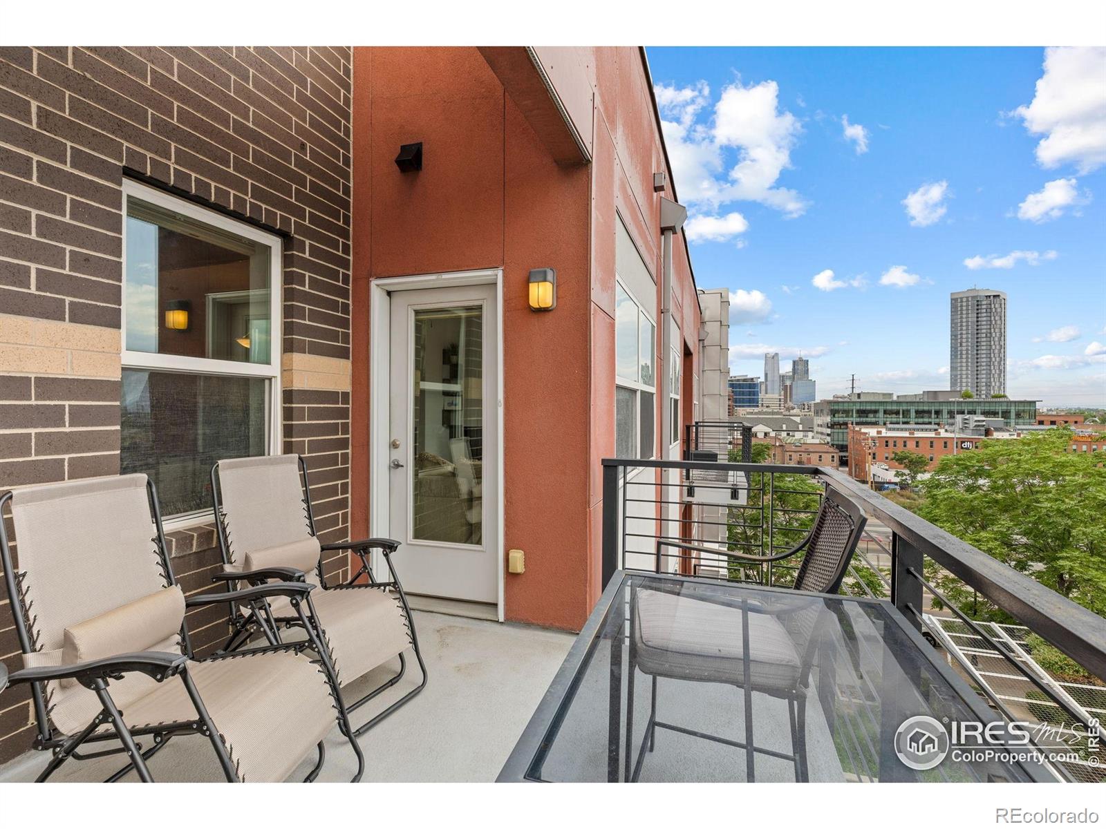 MLS Image #22 for 1555  central street,denver, Colorado