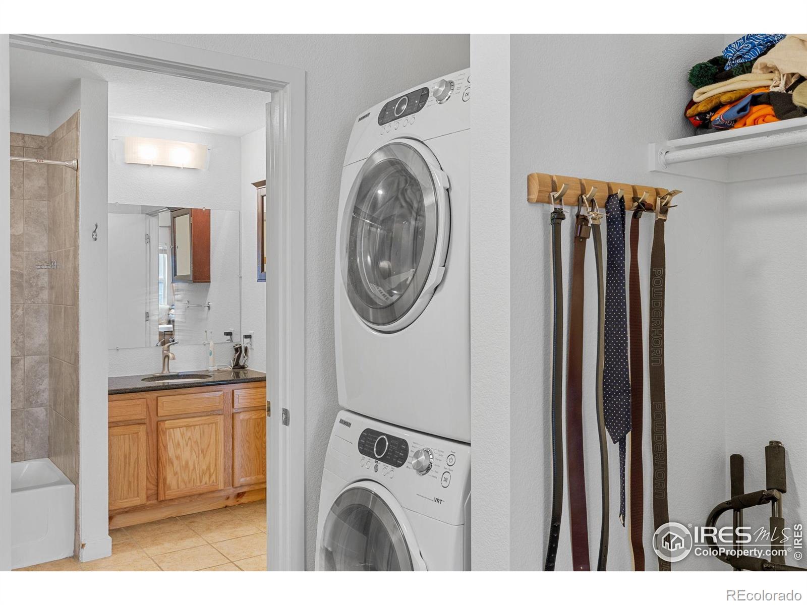 MLS Image #26 for 1555  central street,denver, Colorado