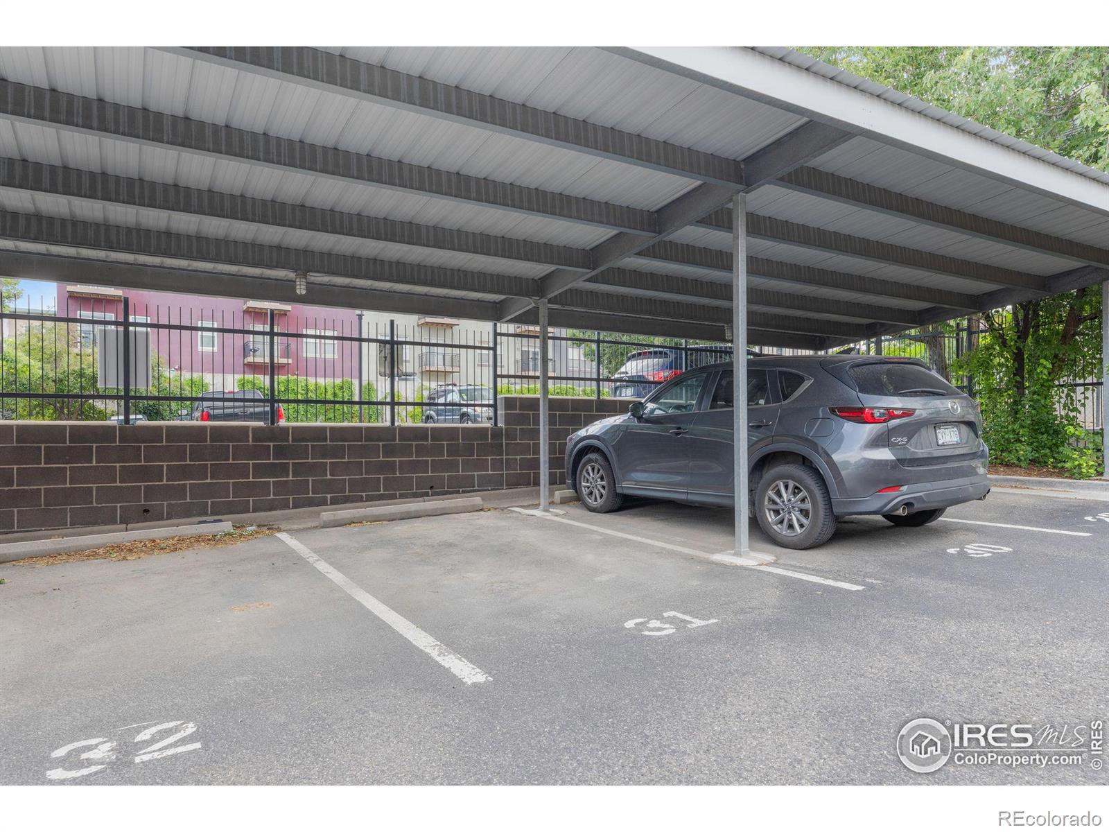 MLS Image #31 for 1555  central street,denver, Colorado