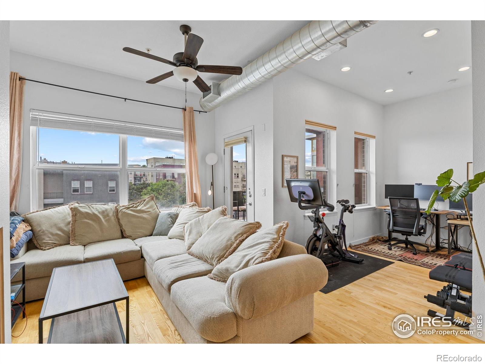 MLS Image #8 for 1555  central street,denver, Colorado