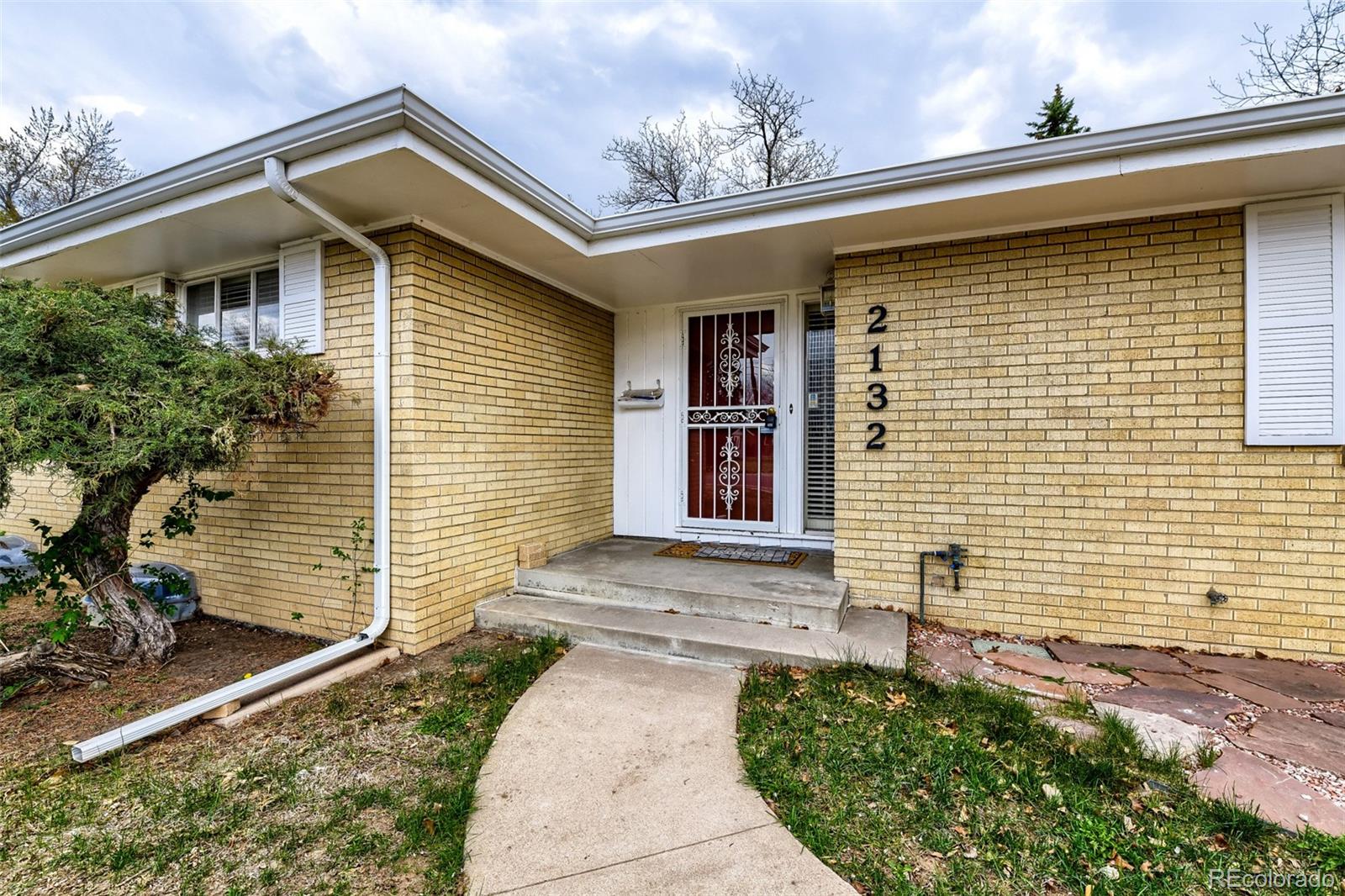 MLS Image #2 for 2132 e dartmouth avenue,englewood, Colorado