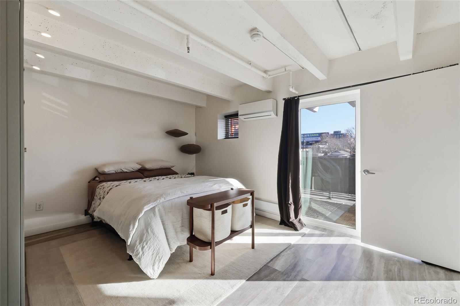 MLS Image #12 for 1495  vrain street,denver, Colorado