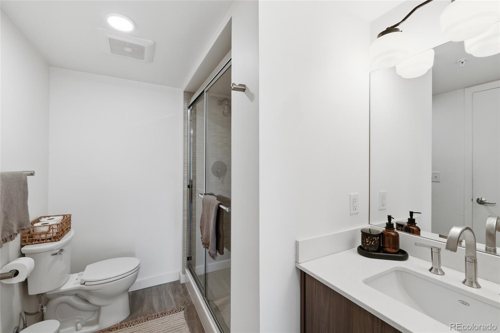 MLS Image #16 for 1495  vrain street,denver, Colorado