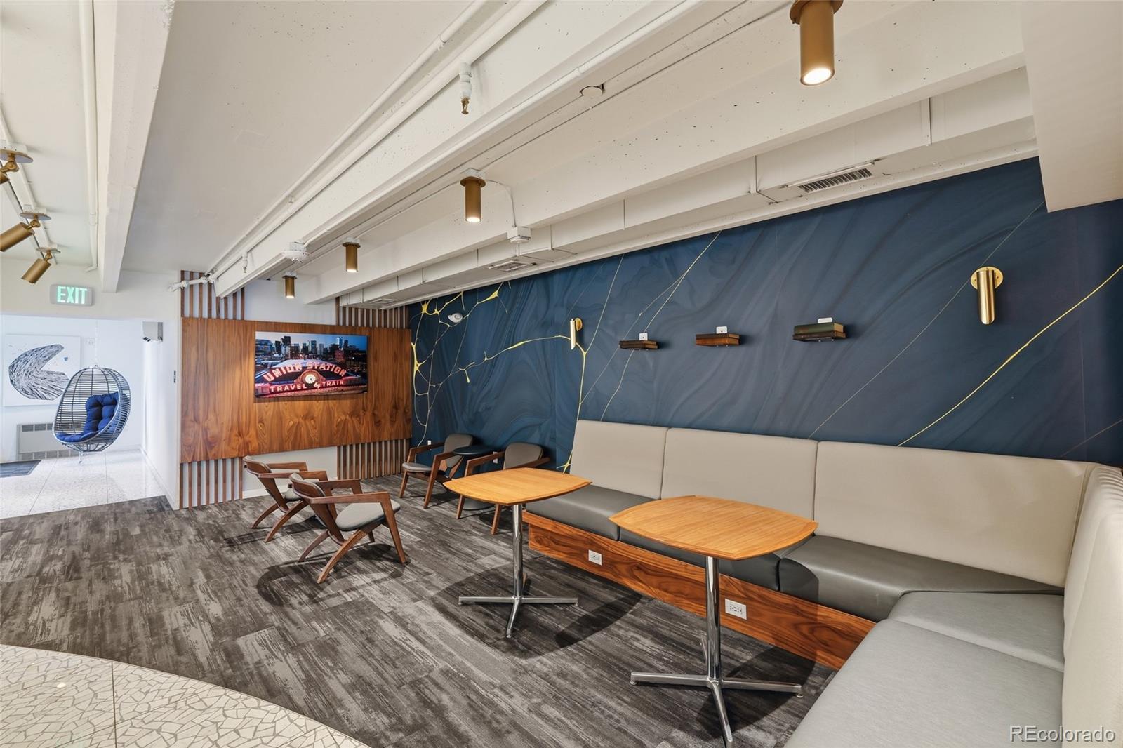 MLS Image #18 for 1495  vrain street,denver, Colorado