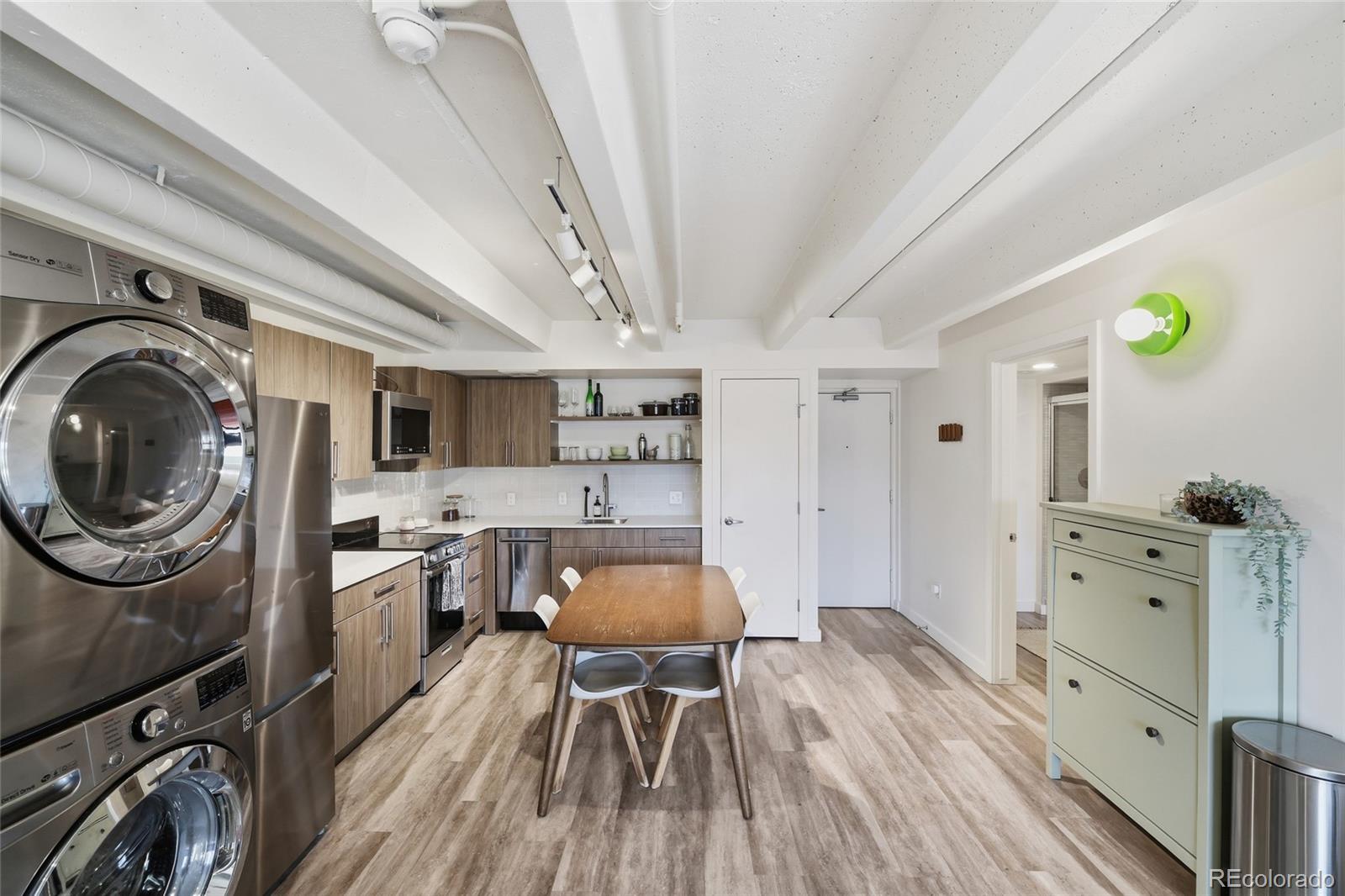 MLS Image #6 for 1495  vrain street,denver, Colorado