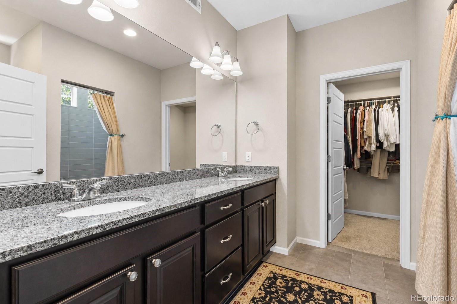 MLS Image #13 for 5519  genoa street,denver, Colorado