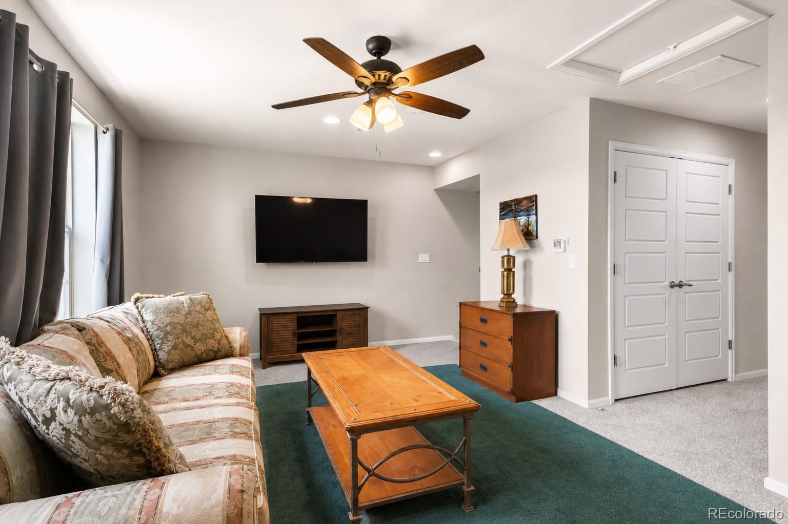 MLS Image #20 for 5519  genoa street,denver, Colorado