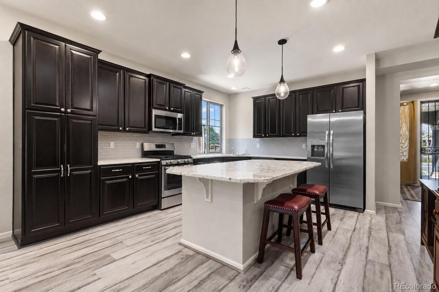 MLS Image #8 for 5519  genoa street,denver, Colorado