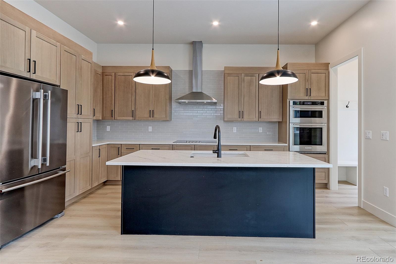 MLS Image #10 for 3510  wyandot street,denver, Colorado