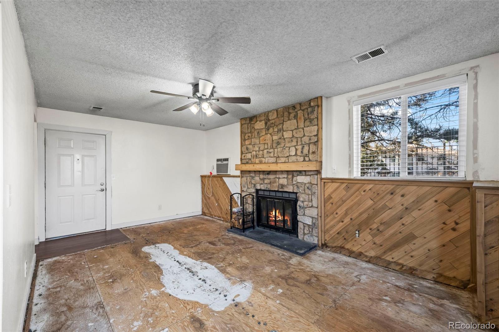 MLS Image #4 for 17672 e loyola drive,aurora, Colorado