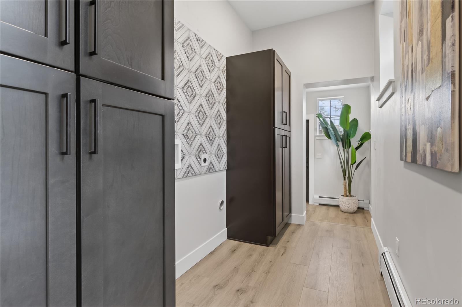 MLS Image #14 for 926  lipan street,denver, Colorado