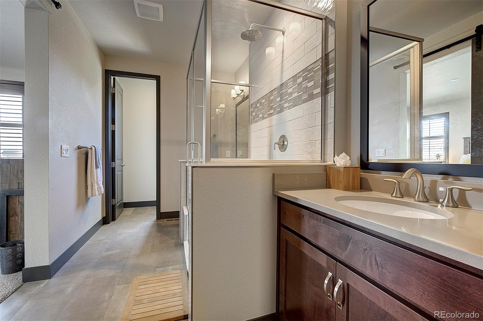 MLS Image #23 for 5920 n perth street,aurora, Colorado