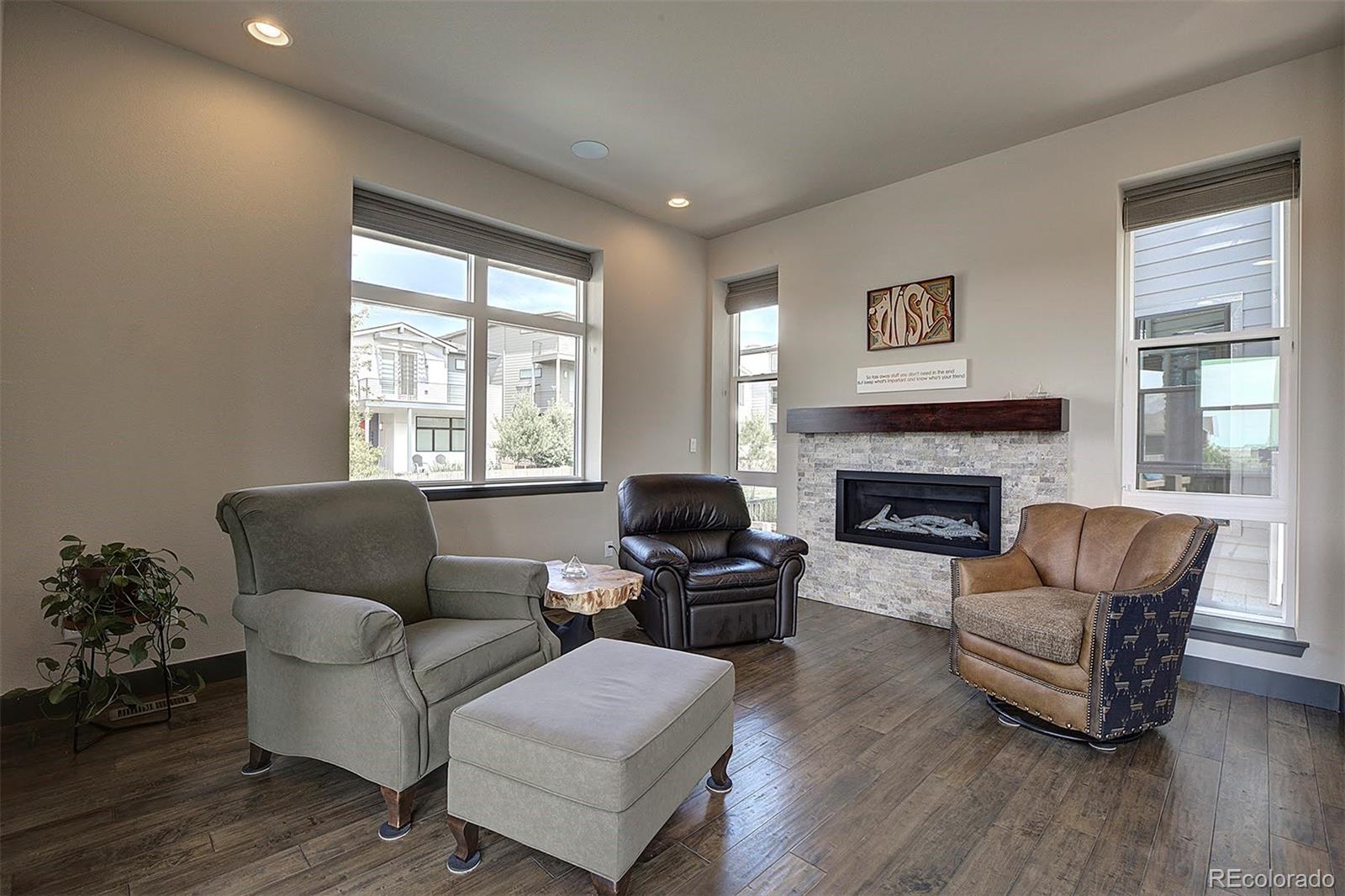 MLS Image #4 for 5920 n perth street,aurora, Colorado
