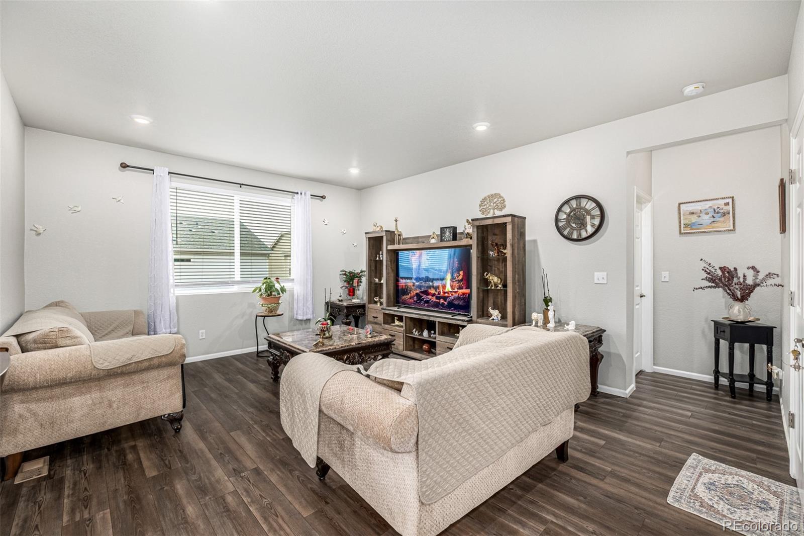 MLS Image #6 for 9227  salida street,commerce city, Colorado