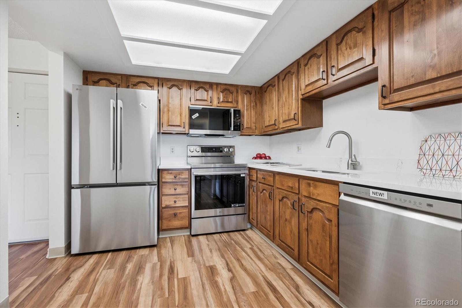 MLS Image #2 for 13991 e marina drive 501,aurora, Colorado