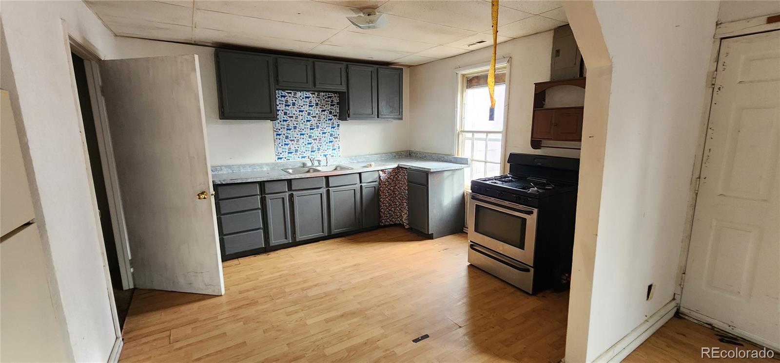 MLS Image #2 for 1017  smithland avenue,la junta, Colorado
