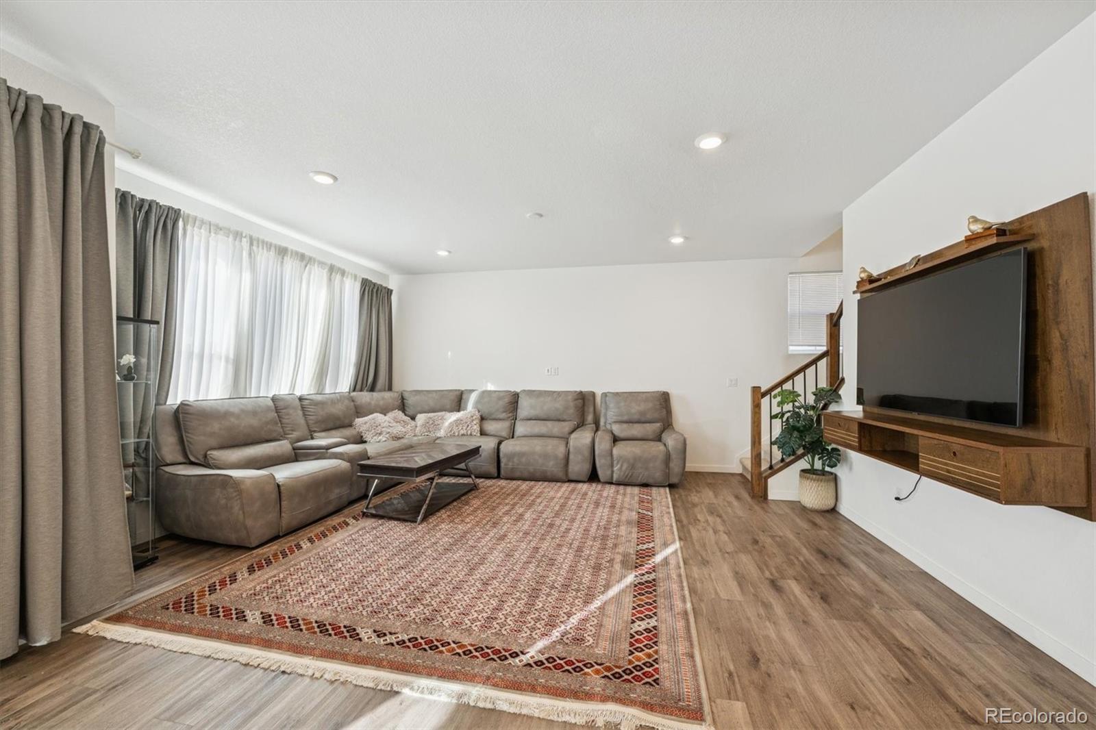 MLS Image #11 for 10203  ursula court,commerce city, Colorado