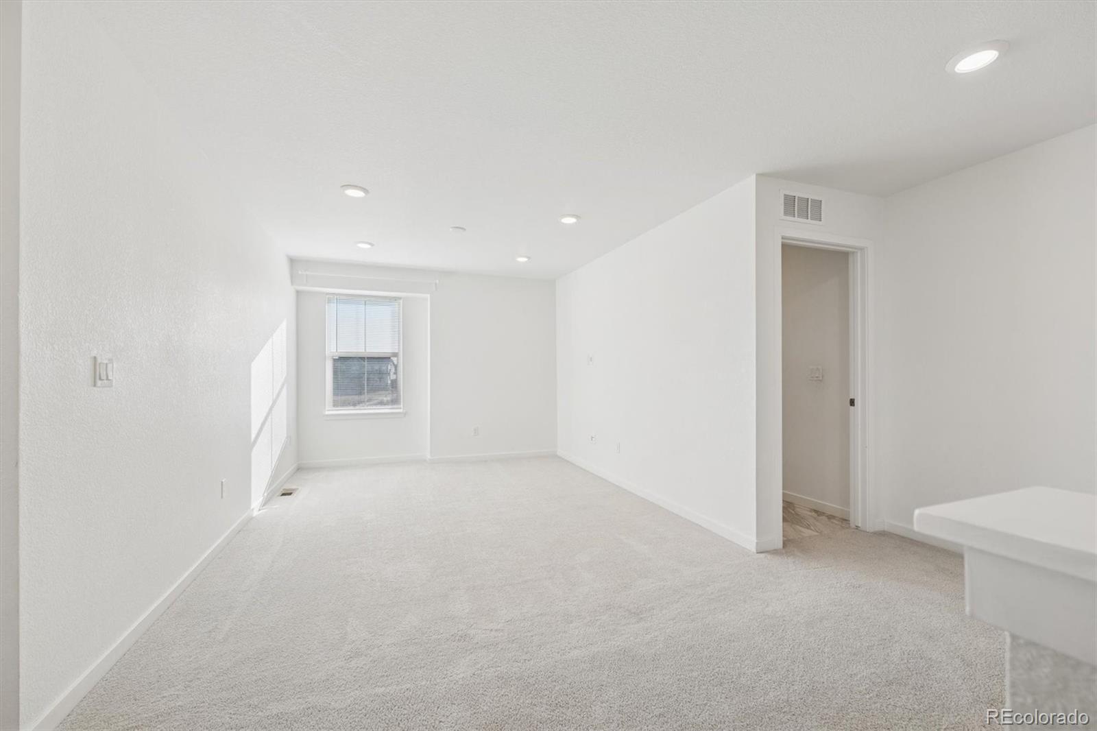 MLS Image #13 for 10203  ursula court,commerce city, Colorado
