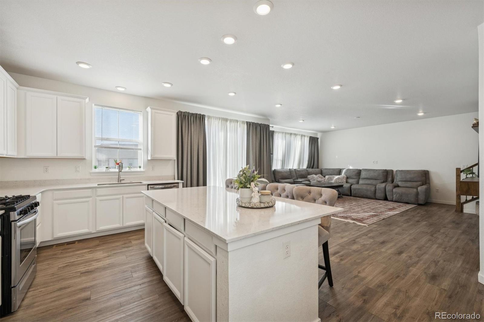 MLS Image #8 for 10203  ursula court,commerce city, Colorado