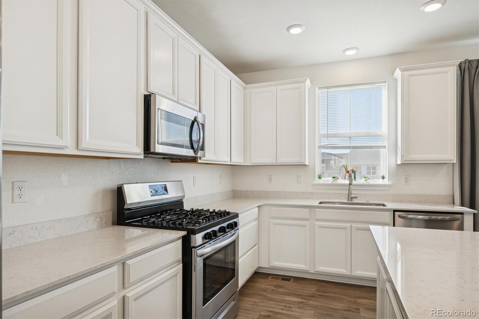 MLS Image #9 for 10203  ursula court,commerce city, Colorado