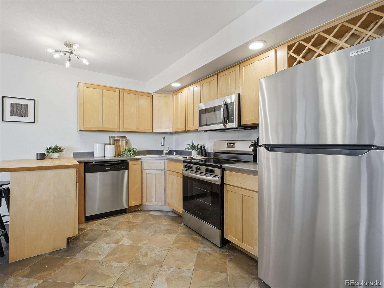 MLS Image #9 for 601 w 11th avenue,denver, Colorado