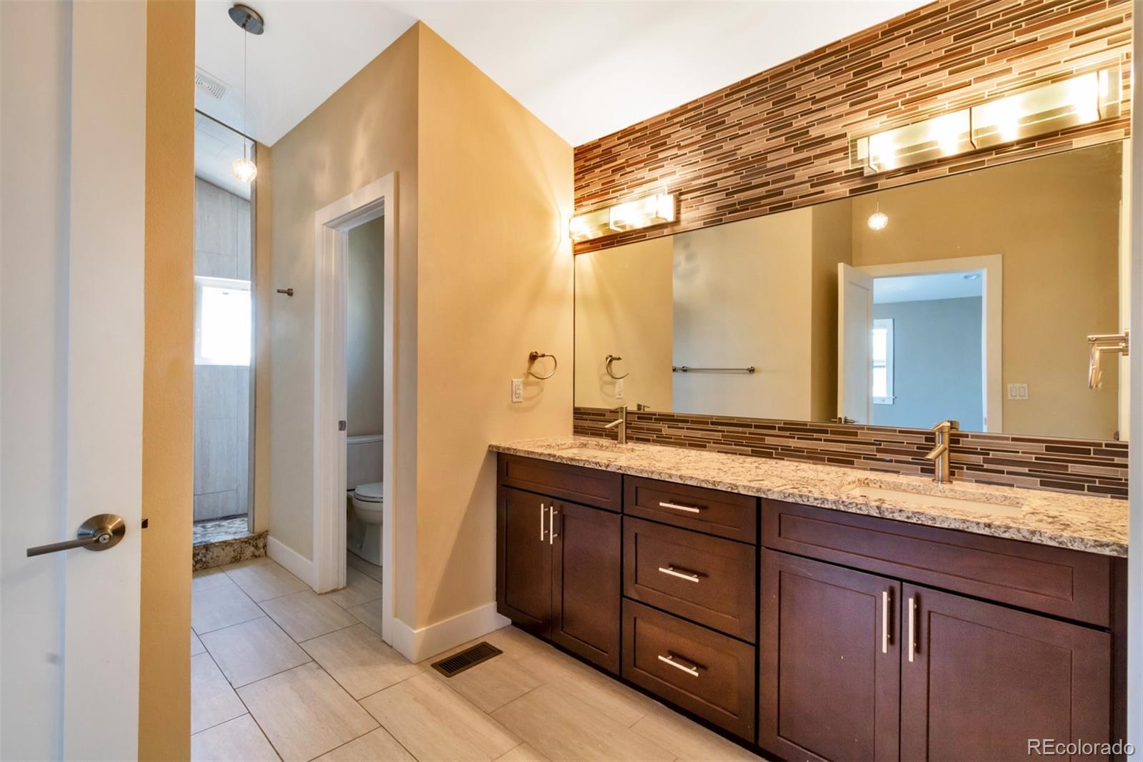 MLS Image #26 for 3433 n gaylord street,denver, Colorado