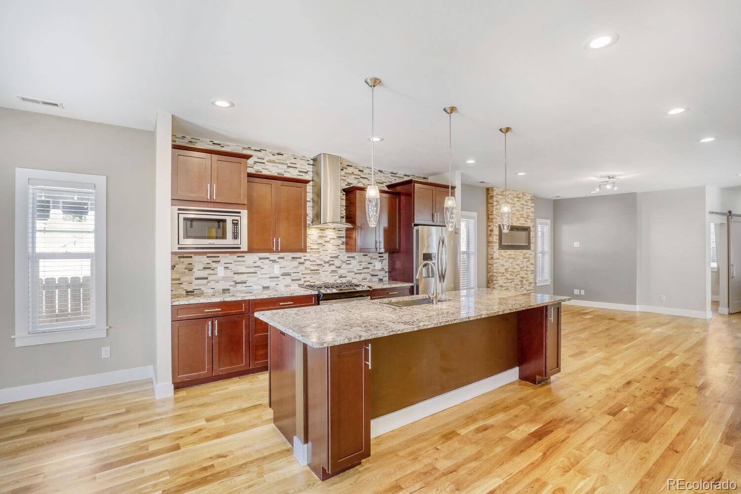 MLS Image #9 for 3433 n gaylord street,denver, Colorado