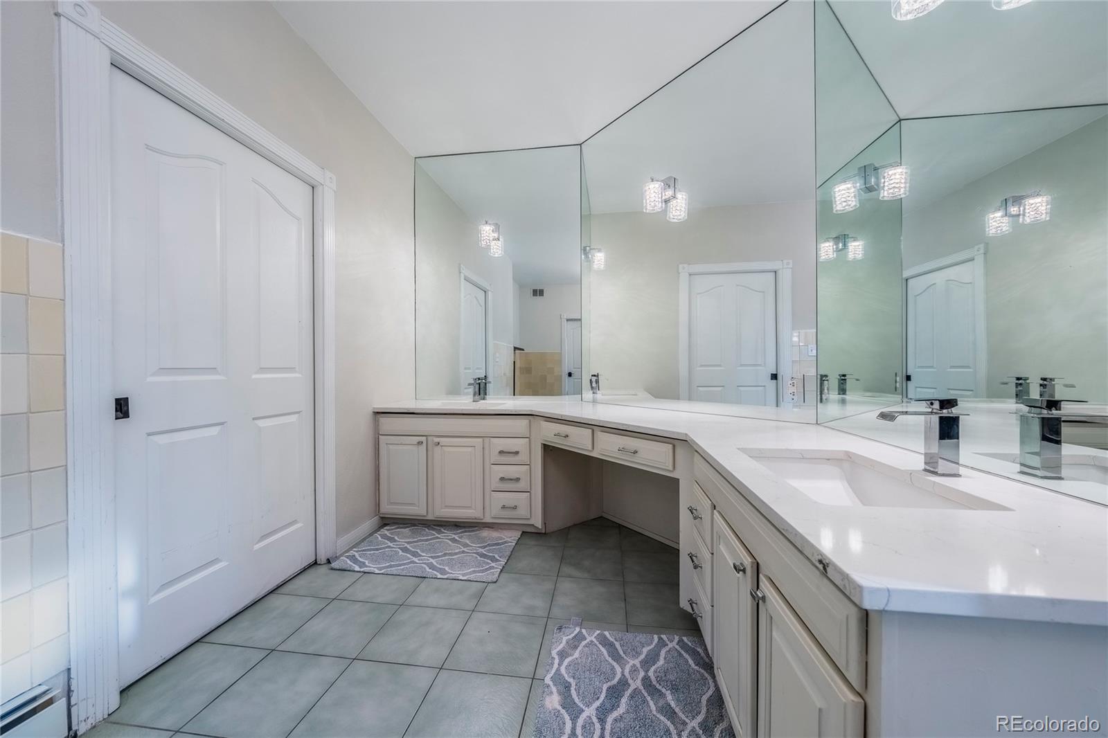 MLS Image #23 for 955  independence street,lakewood, Colorado