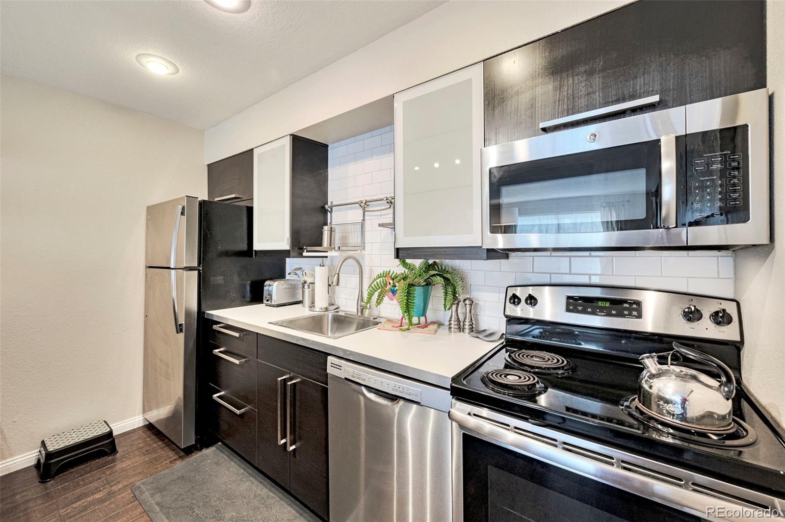 MLS Image #7 for 9170 e arbor circle c,englewood, Colorado