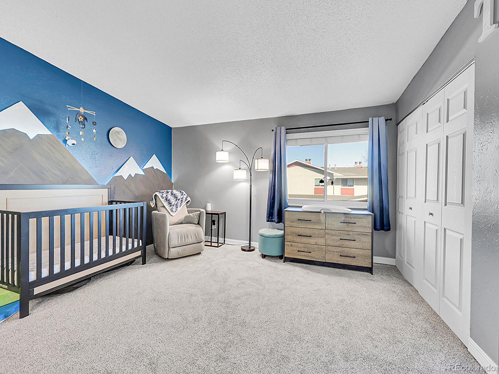 MLS Image #12 for 218 w rockrimmon boulevard,colorado springs, Colorado