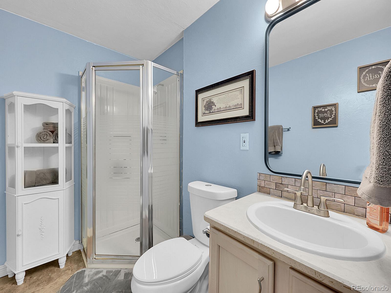 MLS Image #18 for 218 w rockrimmon boulevard,colorado springs, Colorado