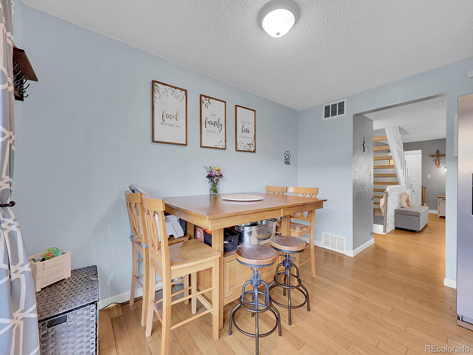 MLS Image #7 for 218 w rockrimmon boulevard,colorado springs, Colorado