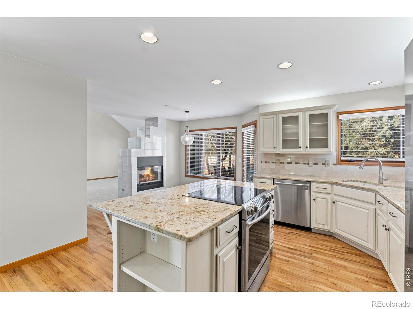 MLS Image #14 for 815  langdale drive,fort collins, Colorado