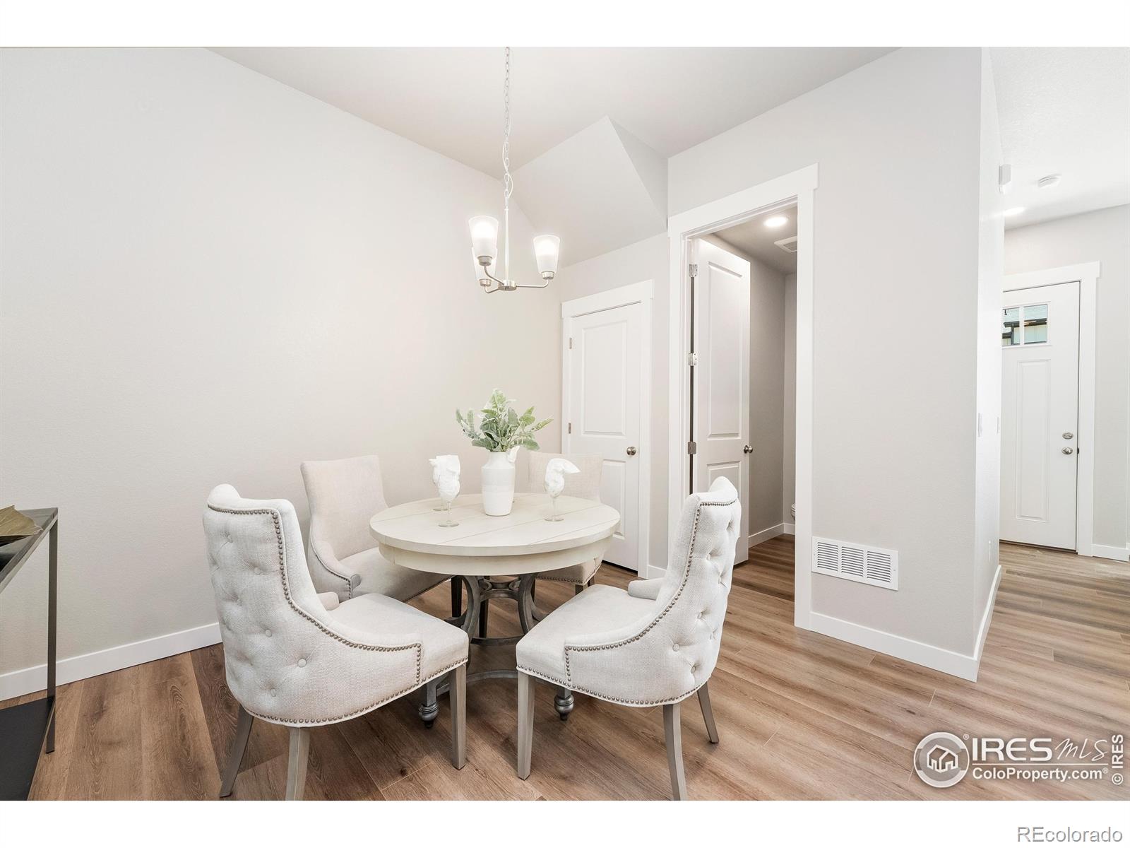 MLS Image #5 for 4109  north park drive,loveland, Colorado