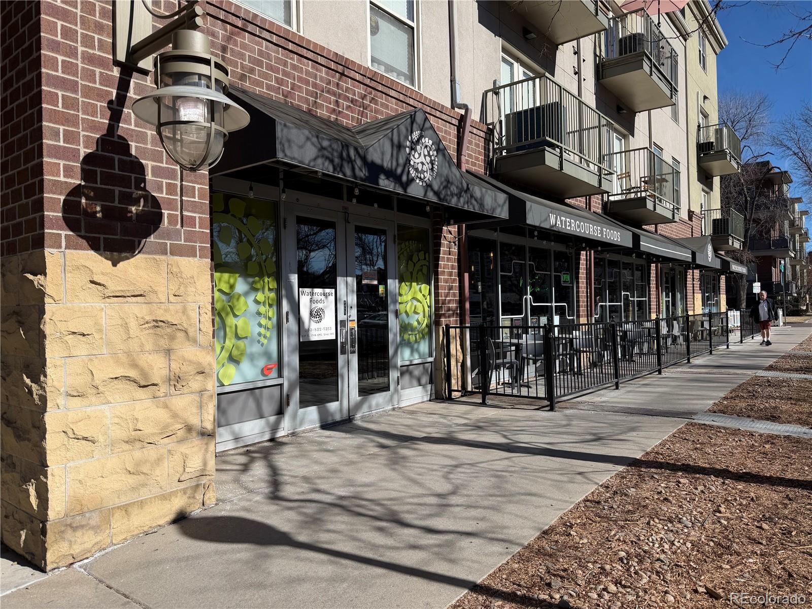 MLS Image #33 for 1700 n emerson street 304,denver, Colorado