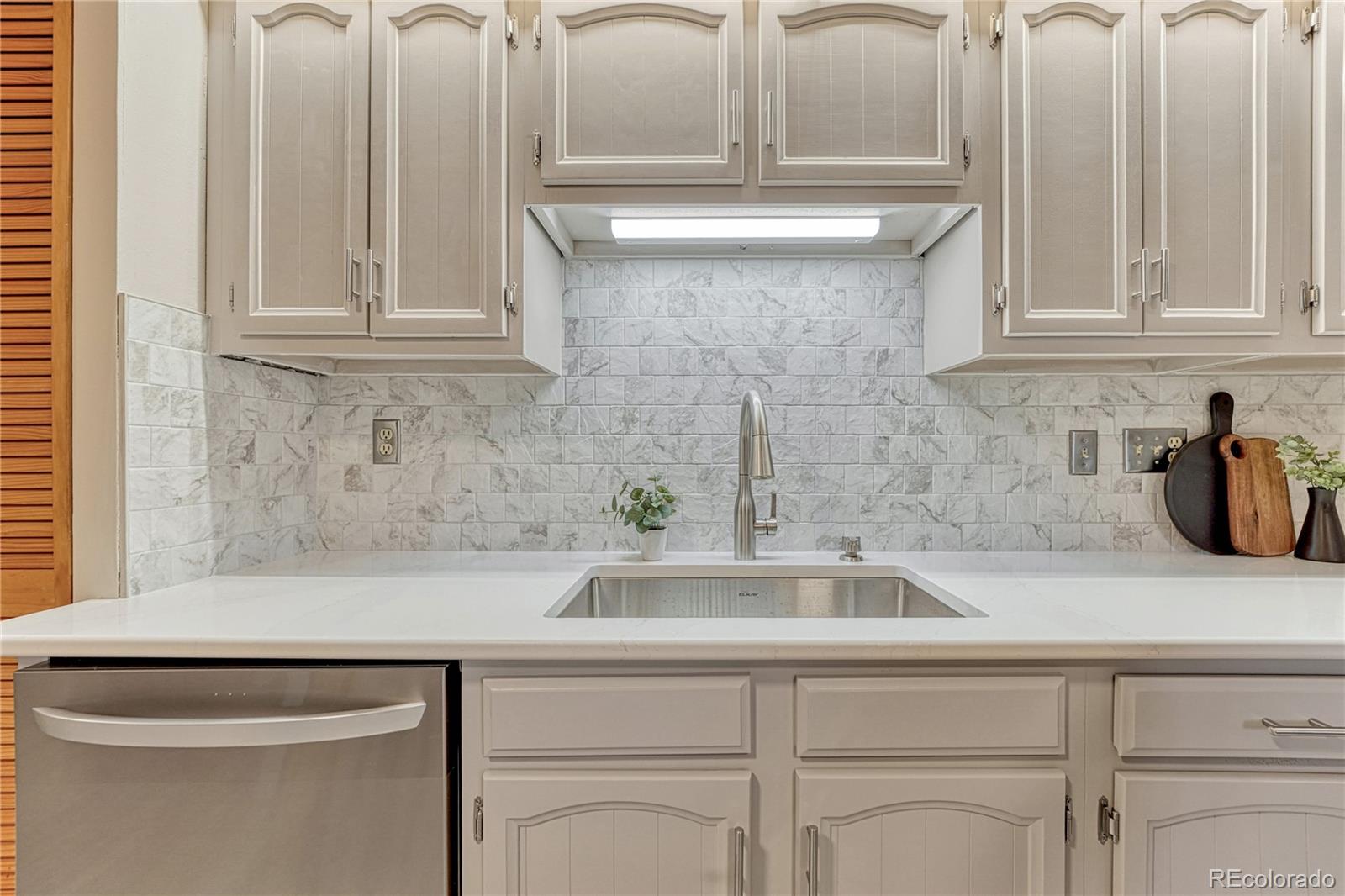 MLS Image #13 for 271 n ridge road,castle rock, Colorado