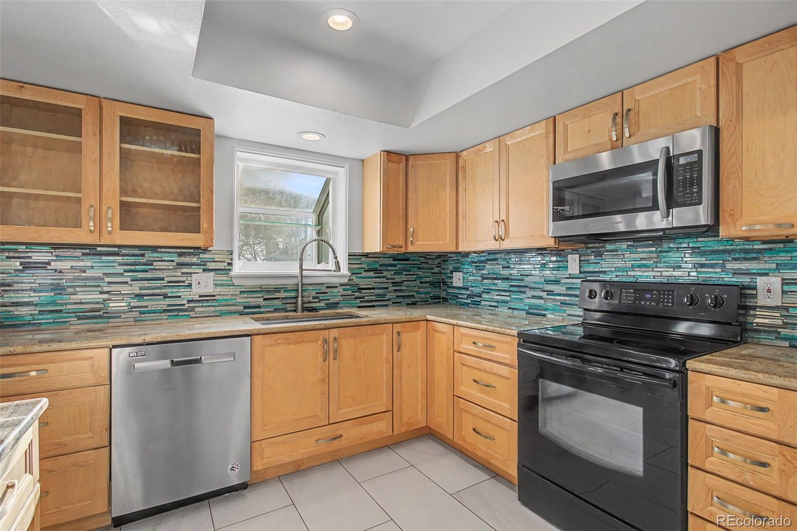 MLS Image #9 for 13743 e marina drive,aurora, Colorado