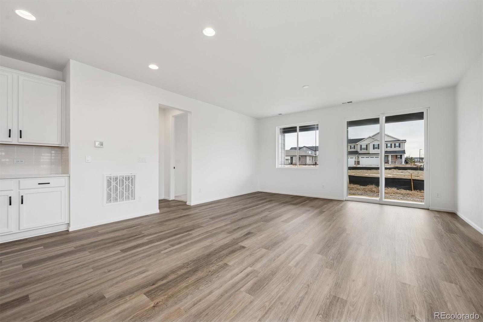MLS Image #2 for 6552 n malaya street,aurora, Colorado
