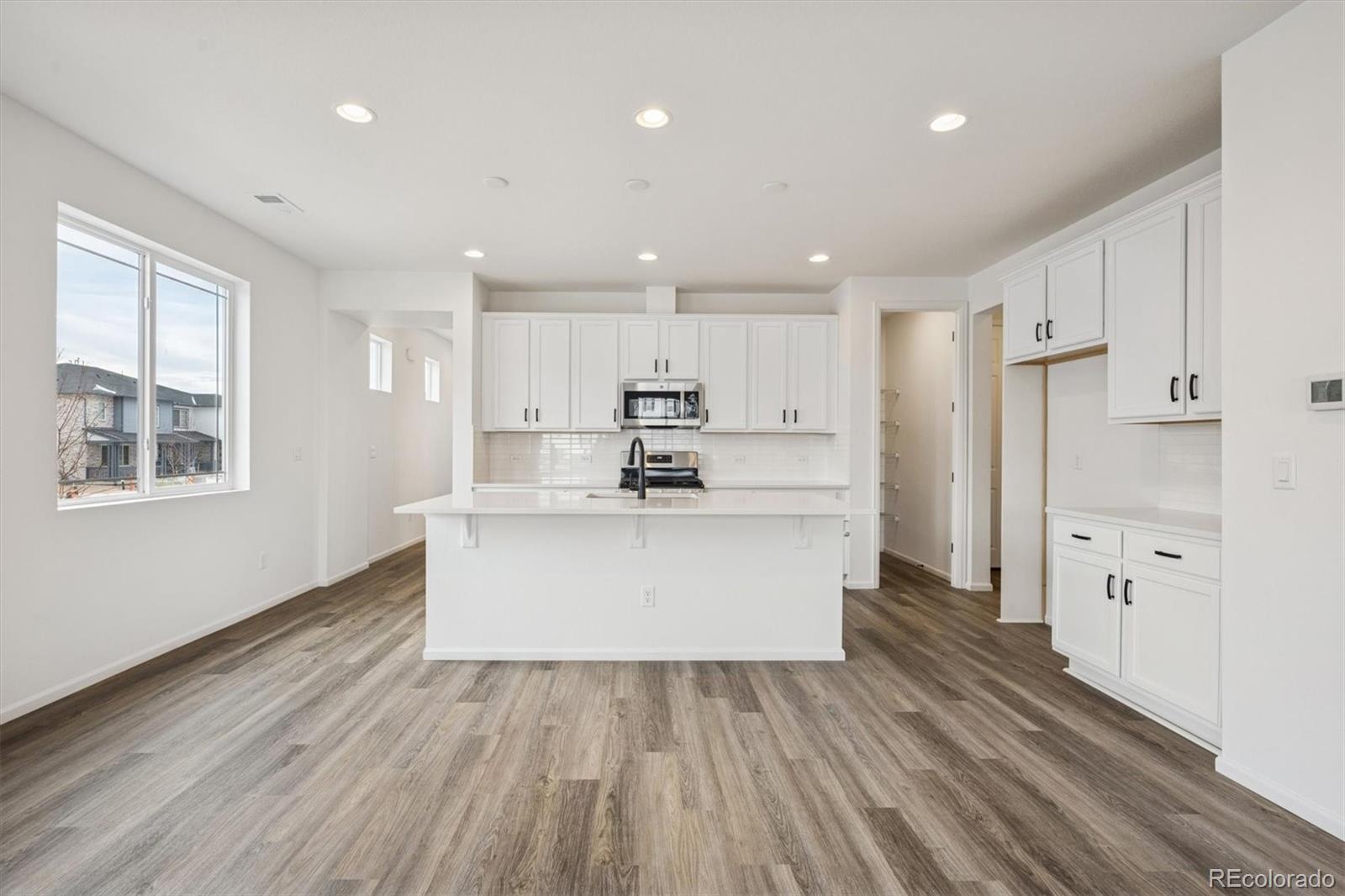 MLS Image #5 for 6552 n malaya street,aurora, Colorado