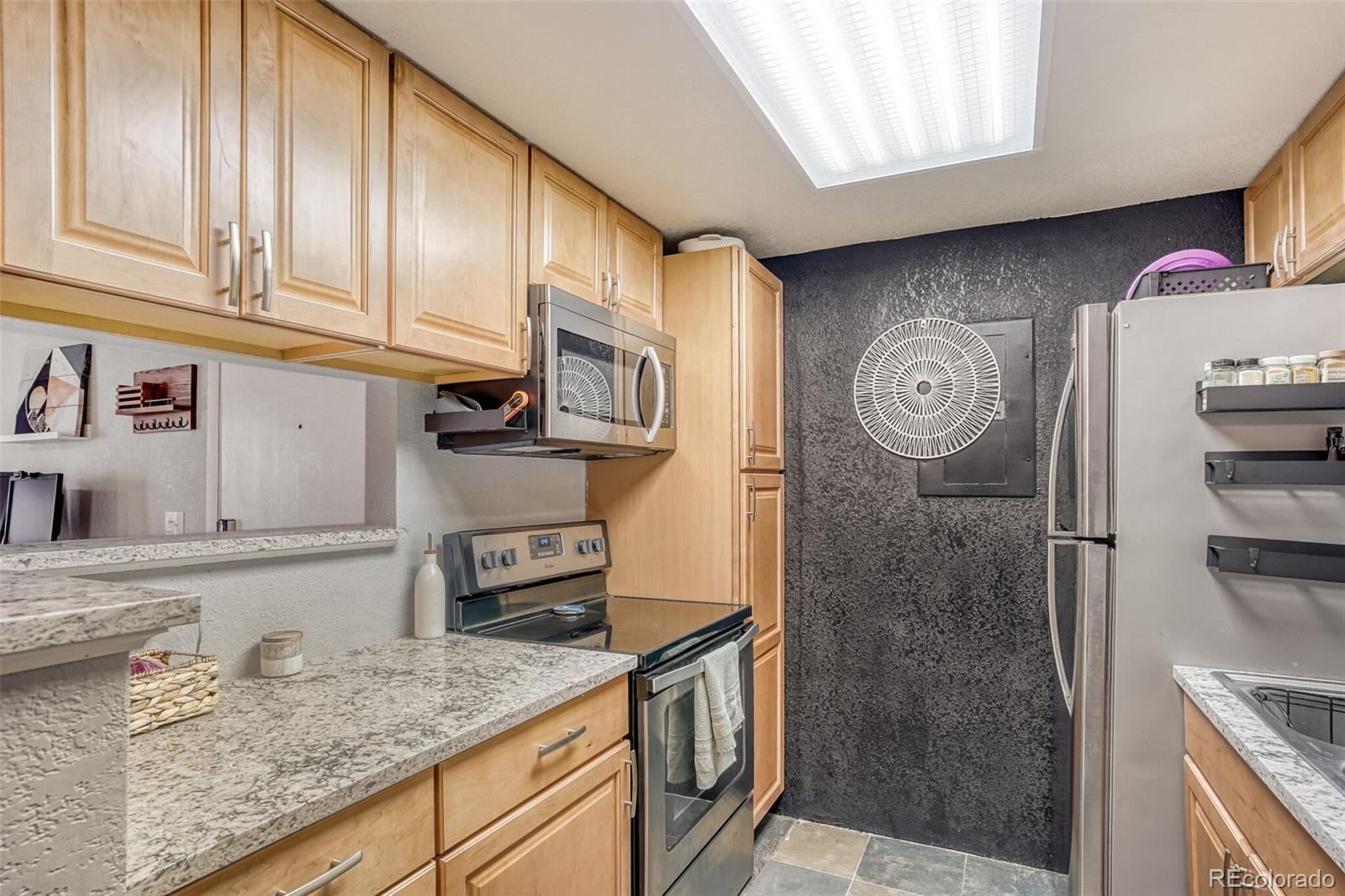 MLS Image #12 for 3460 s eagle street,aurora, Colorado